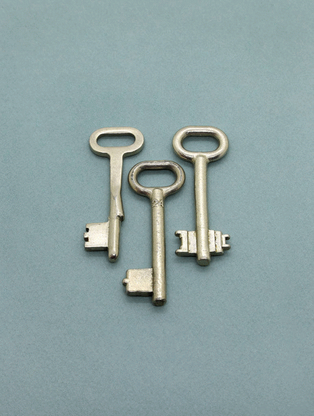 این 16 نکته را ندانید در کسب درآمد از فروش محصولات آموزشی ضرر می‌کنید